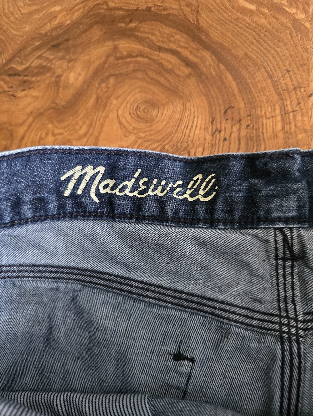 Madewell Women's Distressed Raw Hem Denim Shorts Size 27 - Picture 3 of 7
